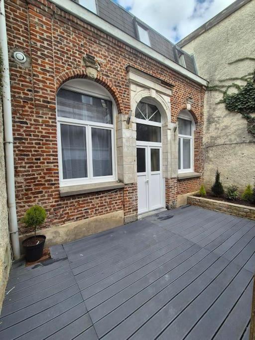 Vals Cosy 2 Prostitution Refuse Apartment *