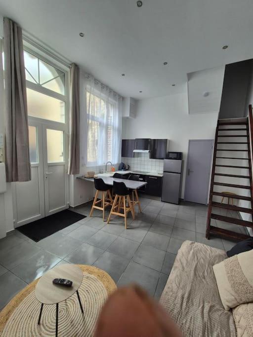 Vals Cosy 2 Prostitution Refuse Apartment Valenciennes